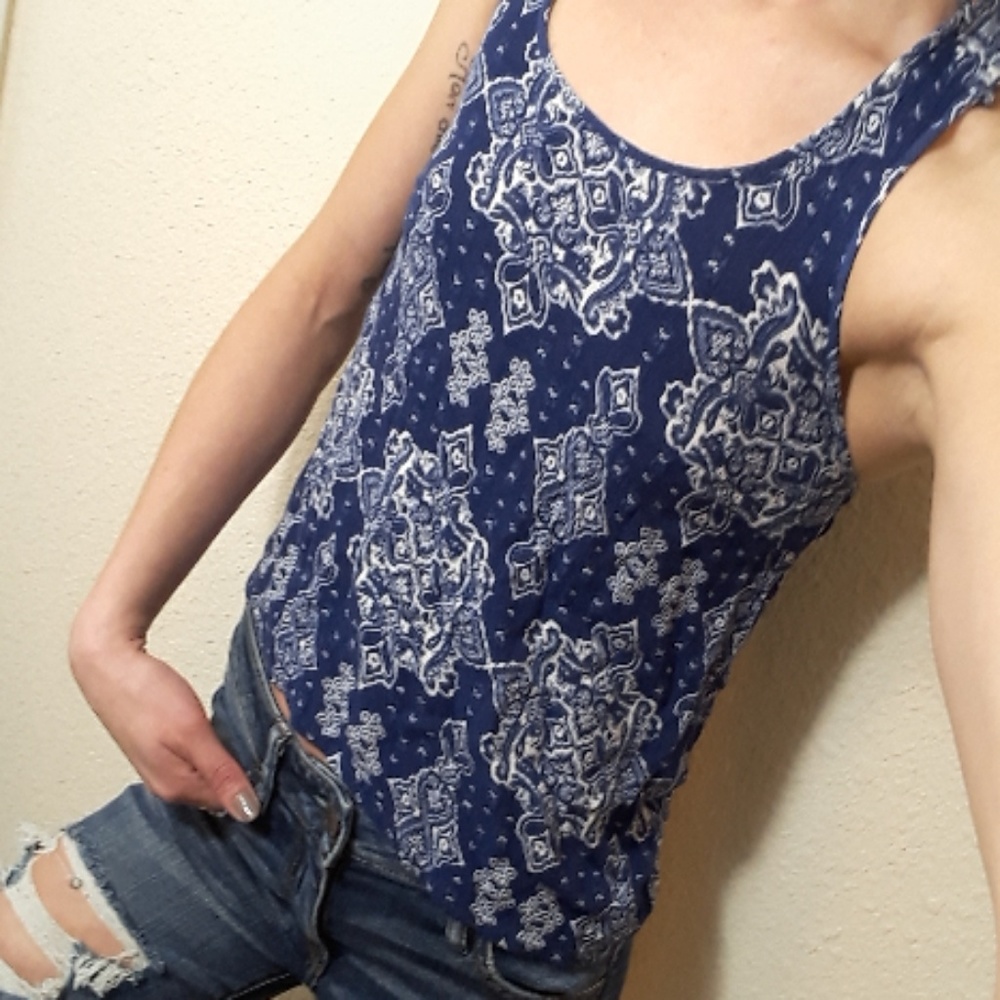 Tank Top with fun back 😊